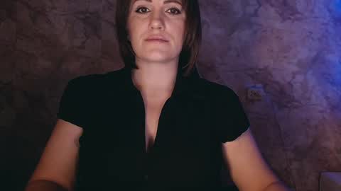 Snapshot of _letty_ chatting on January 3, 10:51 pm Letty online show from January 3, 10:51 pm