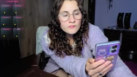 Lindasy online show from February 19, 5:07 am