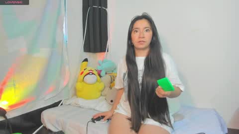 Mily online show from April 5, 10:20 pm