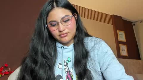 Ivy 3 online show from April 14, 8:53 pm