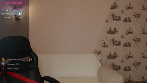 Snapshot of _little_sunshine_ chatting on September 20, 7:50 am My name is lina Lush is activePrivate is Open online show from September 20, 7:50 am