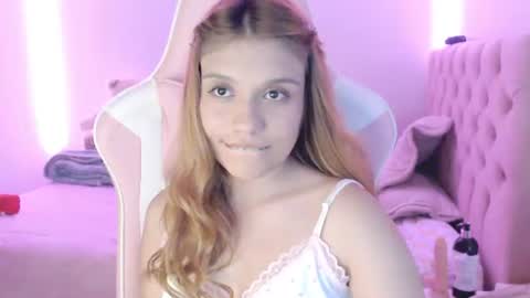 Sofia 3 online show from June 18, 10:36 pm