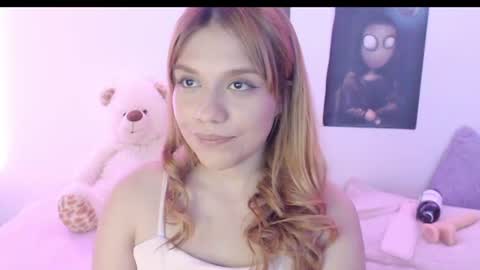 Sofia 3 online show from June 12, 9:34 pm