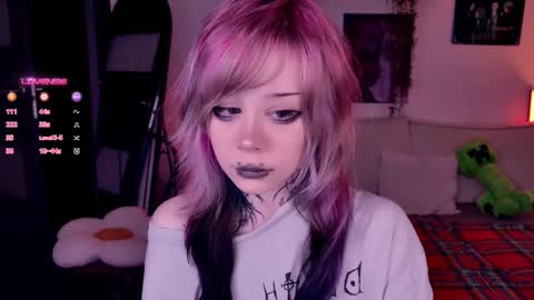 Lolly online show from November 6, 10:43 am