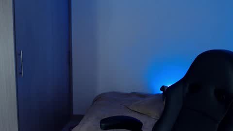  Luna  online show from March 24, 3:17 pm