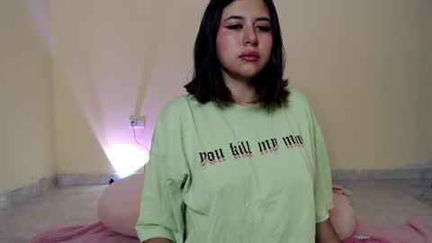 Snapshot of _maiahairy_ chatting on January 24, 11:48 am Maia online show from January 24, 11:48 am