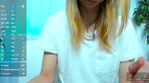 Scarlett online show from November 28, 2:20 pm