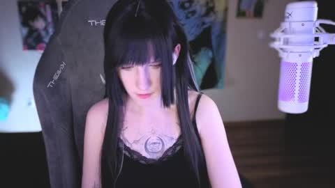 Snapshot of _mariko_ chatting on February 13, 2:52 pm Mariko online show from February 13, 2:52 pm