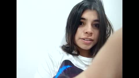  MIa blue 18  online show from April 4, 2:32 am