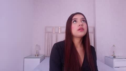 Mia  online show from April 13, 11:55 am