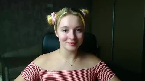 Melanie online show from February 27, 3:34 pm