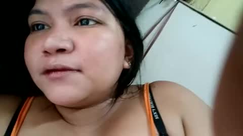 _milkytitsmomxx_ online show from September 21, 1:48 am