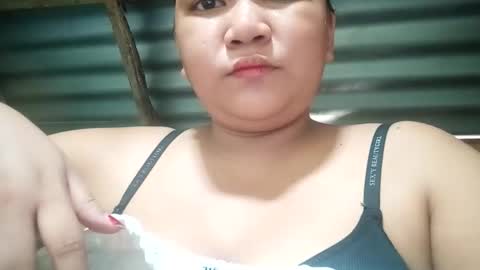 _milkytitsmomxx_ online show from April 30, 4:07 am