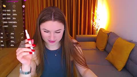 Mia online show from February 15, 9:16 am