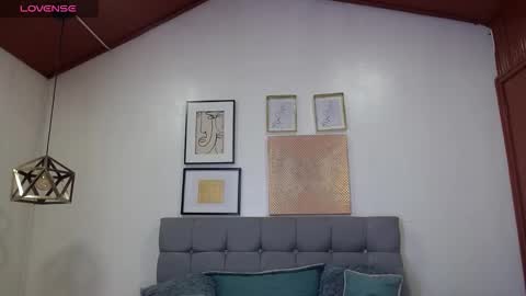 _naomi_s online show from March 22, 1:50 pm