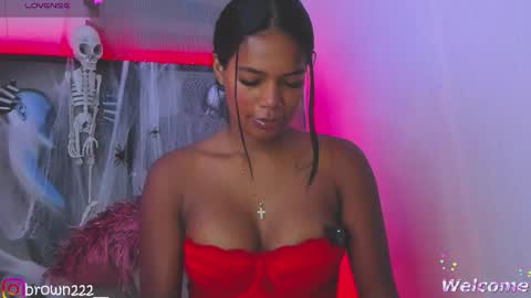 naomi brown online show from October 29, 4:39 am