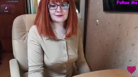 Snapshot of _natali_ chatting on October 20, 5:43 am MagicWoman online show from October 20, 5:43 am