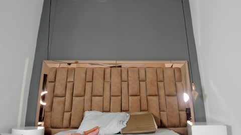 _natasha04 online show from April 7, 8:22 pm