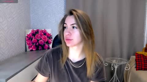 Snapshot of _naughty_megan_ chatting on March 3, 5:05 am Megan online show from March 3, 5:05 am