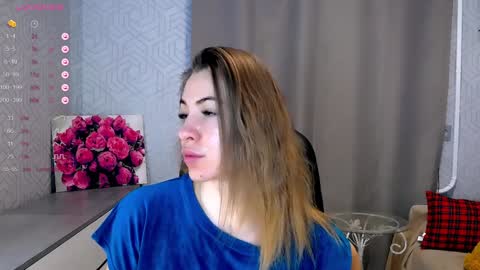 Snapshot of _naughty_megan_ chatting on January 27, 4:52 am Megan online show from January 27, 4:52 am