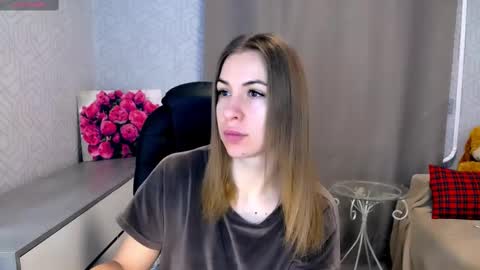 Snapshot of _naughty_megan_ chatting on February 20, 7:34 am Megan online show from February 20, 7:34 am