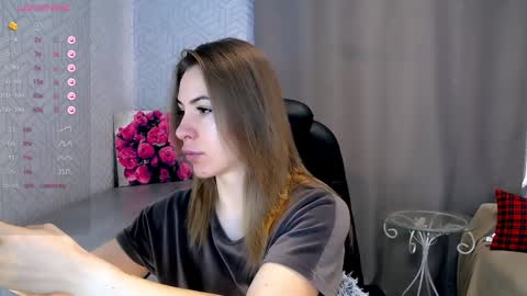 Snapshot of _naughty_megan_ chatting on February 7, 8:01 am Megan online show from February 7, 8:01 am