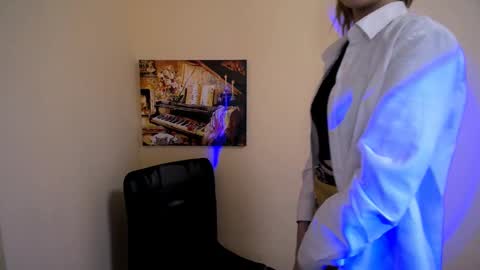 Snapshot of _nicole_new chatting on February 11, 1:09 pm Nica online show from February 11, 1:09 pm