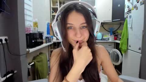 Nika online show from February 9, 7:16 pm