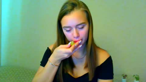 Snapshot of _peony_amazing1jess chatting on October 9, 3:54 am Jasminefeelings online show from October 9, 3:54 am