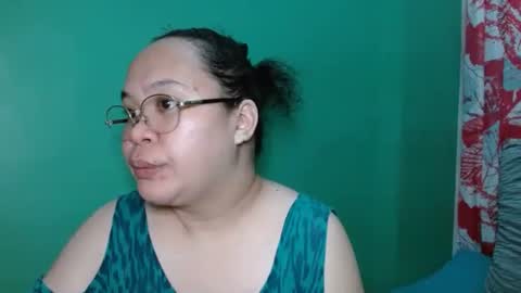 Pinaylovelybum online show from May 13, 10:10 am