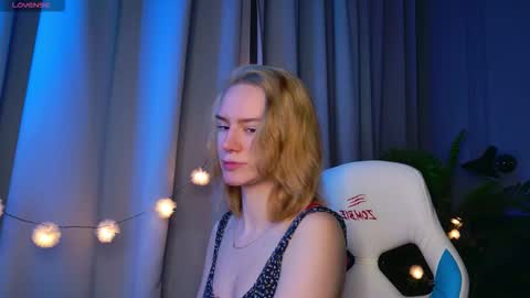 im Amy online show from December 23, 6:17 am