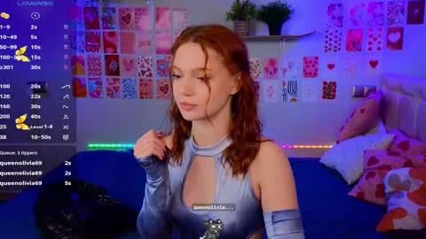 Snapshot of _reverse_gang_ chatting on February 15, 8:33 am VIKIPVT IS OPEN online show from February 15, 8:33 am