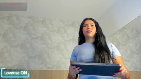 _samantagomez online show from May 30, 12:03 pm