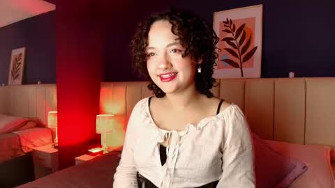 Sara online show from December 14, 12:33 pm