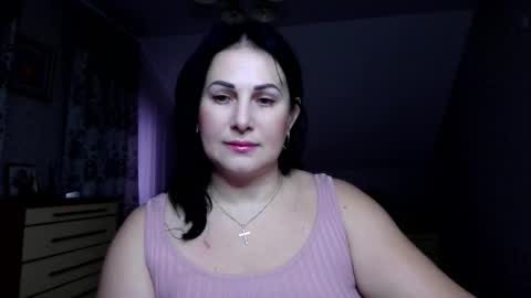 Sara online show from November 18, 10:27 am