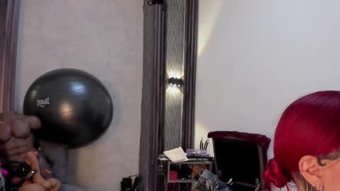 Selene online show from September 18, 4:38 pm