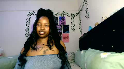 Abbie online show from June 25, 9:27 pm