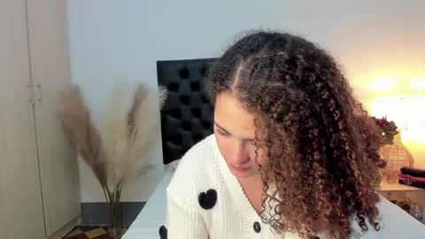 Snapshot of _sussi_ chatting on October 3, 2:44 pm Sussi online show from October 3, 2:44 pm