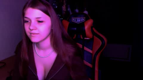 Mari online show from January 9, 2:10 pm