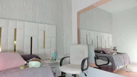 Rousse  online show from January 10, 7:18 pm