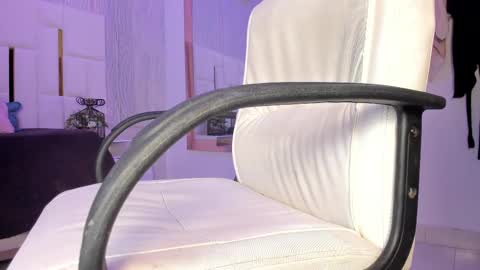 Rousse  online show from November 3, 7:18 pm