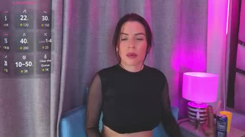 _valeria_saenz_ online show from January 16, 4:52 am