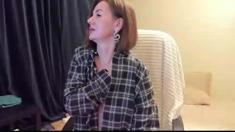 _vallylove online show from October 22, 12:37 am