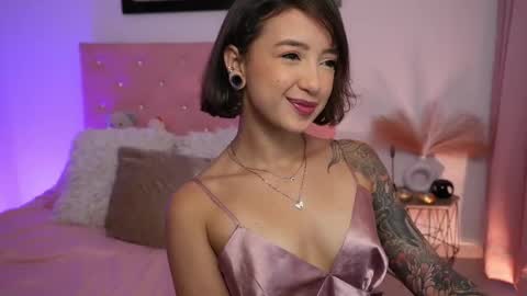 Snapshot of _victoria_florez chatting on February 28, 7:56 pm VICTORIA online show from February 28, 7:56 pm