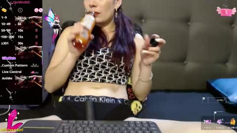 Yuyi online show from October 11, 1:32 am