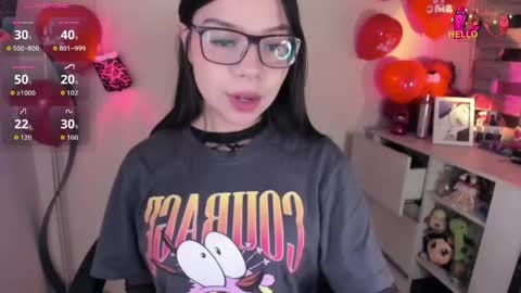 _zathara_ online show from May 1, 3:10 am