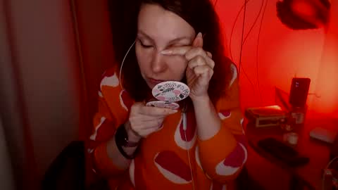 Snapshot of aamazingjoi chatting on January 13, 2:39 am Katie online show from January 13, 2:39 am