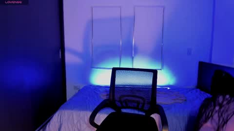 andrea online show from April 10, 4:18 am