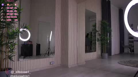 Snapshot of abbela_white chatting on February 18, 6:37 am Alexa online show from February 18, 6:37 am