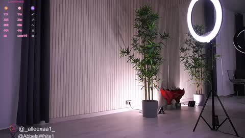 Snapshot of abbela_white chatting on January 14, 6:34 am Alexa online show from January 14, 6:34 am
